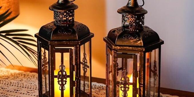 Metal Hollow-Out Wedding Lantern