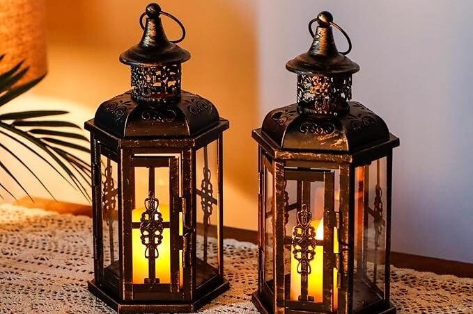 Metal Hollow-Out Wedding Lantern